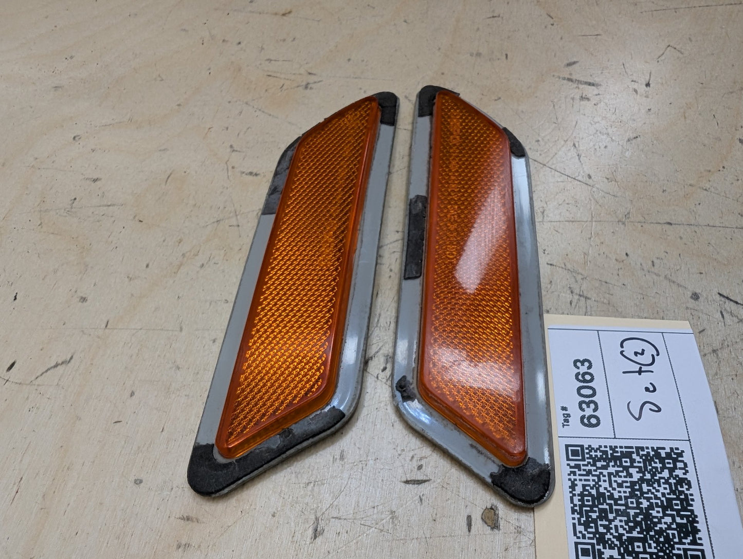 2012-2018 BMW 328i F30 Front Left Right Bumper Reflectors SET