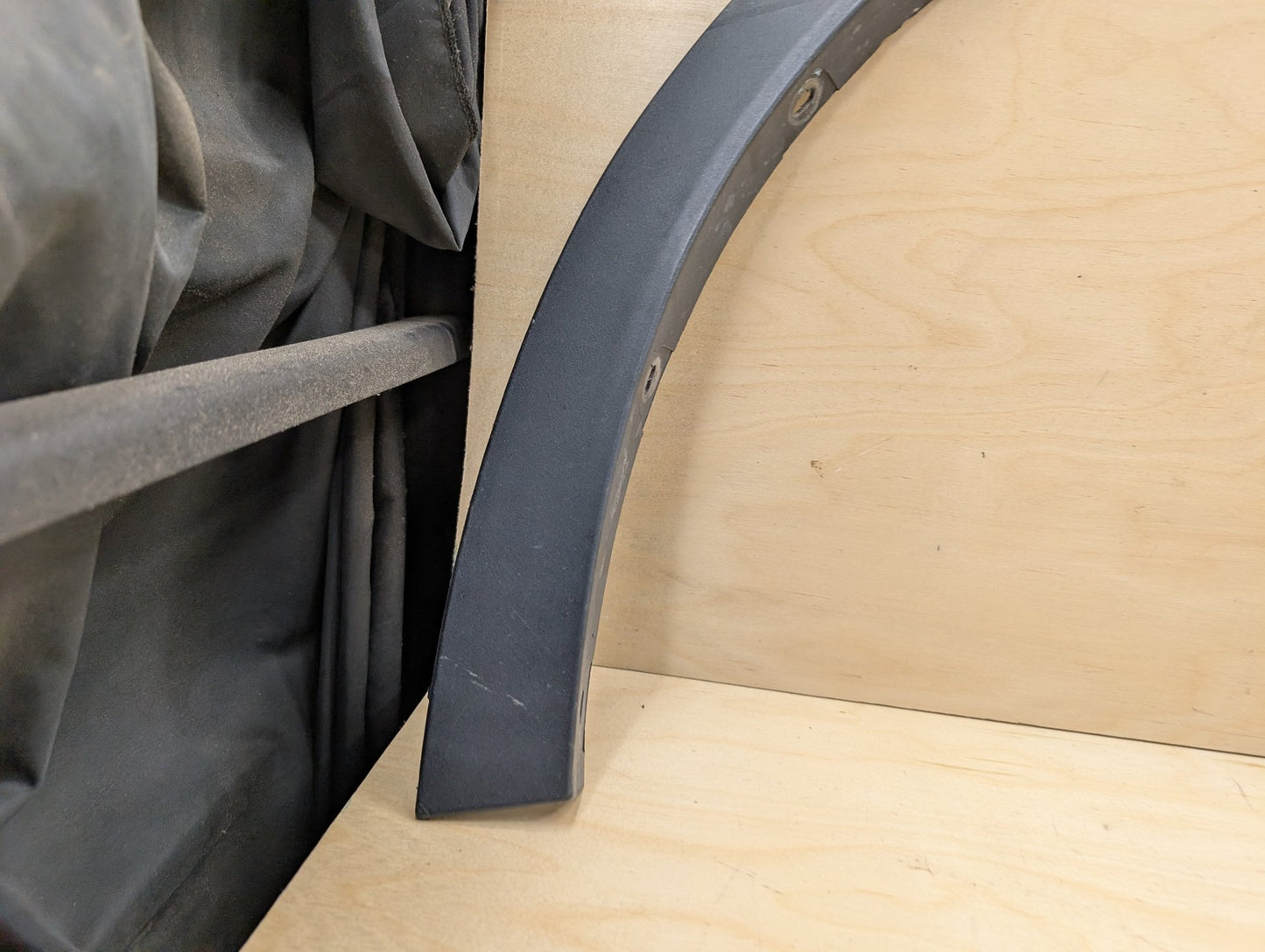 OEM BMW F25 F26 X3 X4 Front Left Driver Fender Flare Wheel Arch Molding Trim