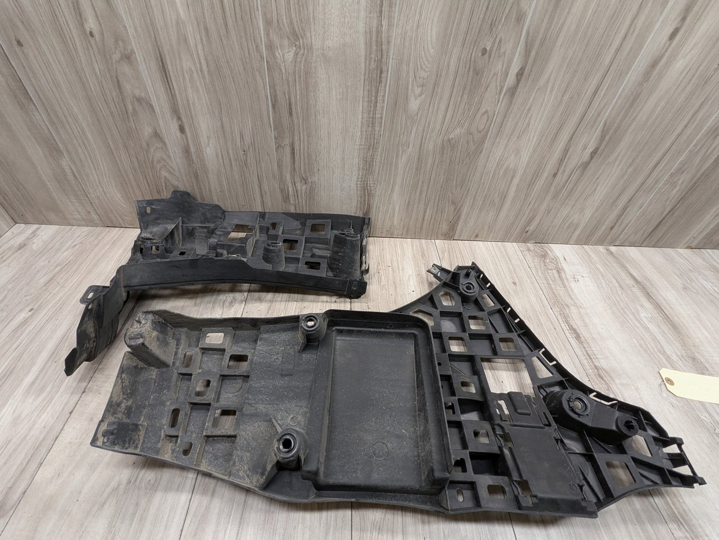 2019 - 2026 BMW X5 G05 Rear Right Passenger Bumper Support Brackets SET 8069248 N63B44M3