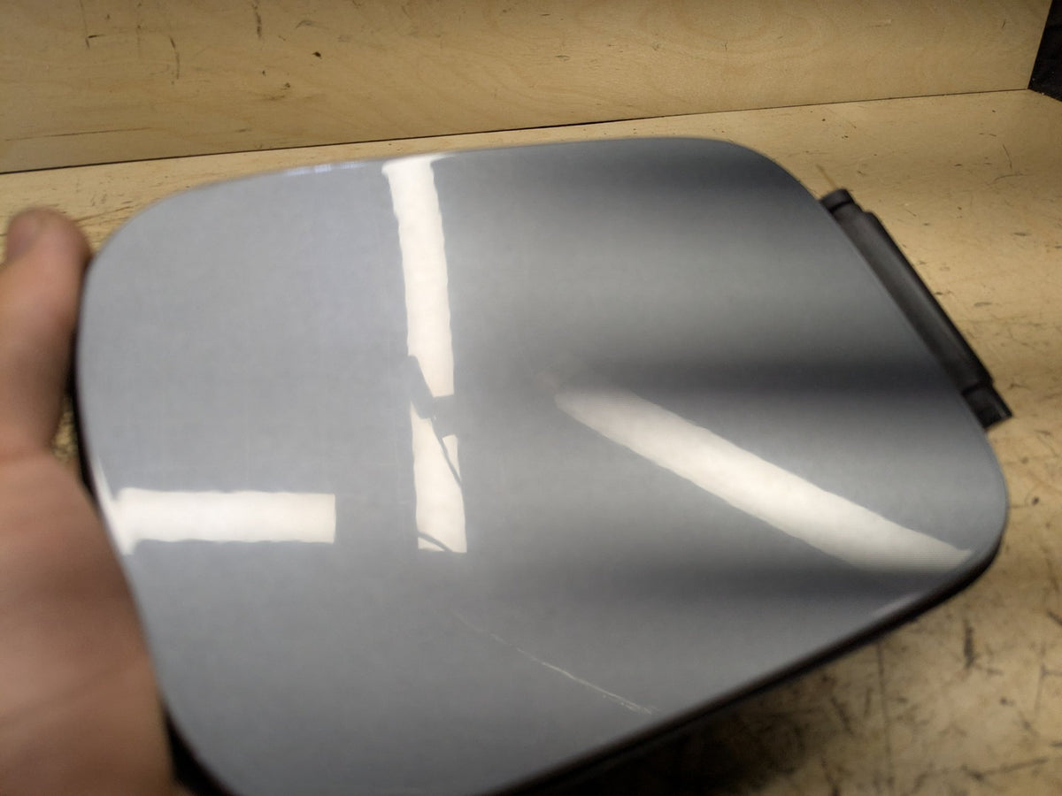 2008-2013 BMW 135i E88 Fuel Gas Tank Filler Cap 7166825 OEM
