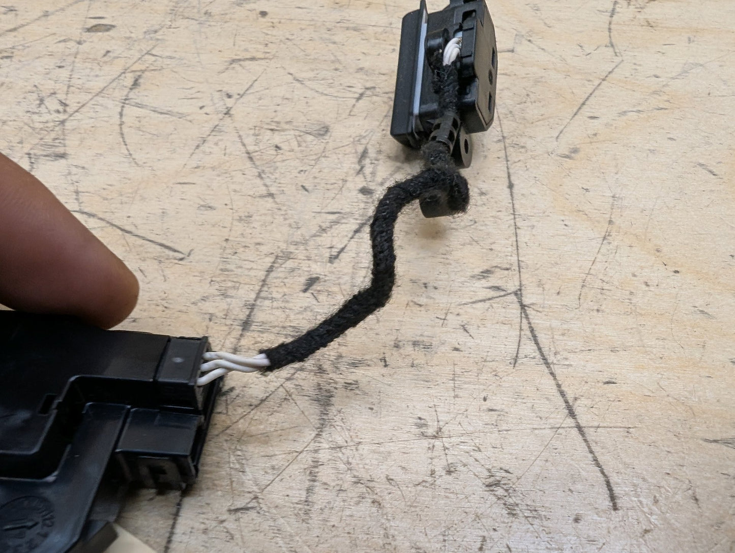 2018-2024 BMW X3 G01 - Steering Wheel Heater Switch PN: 6884432