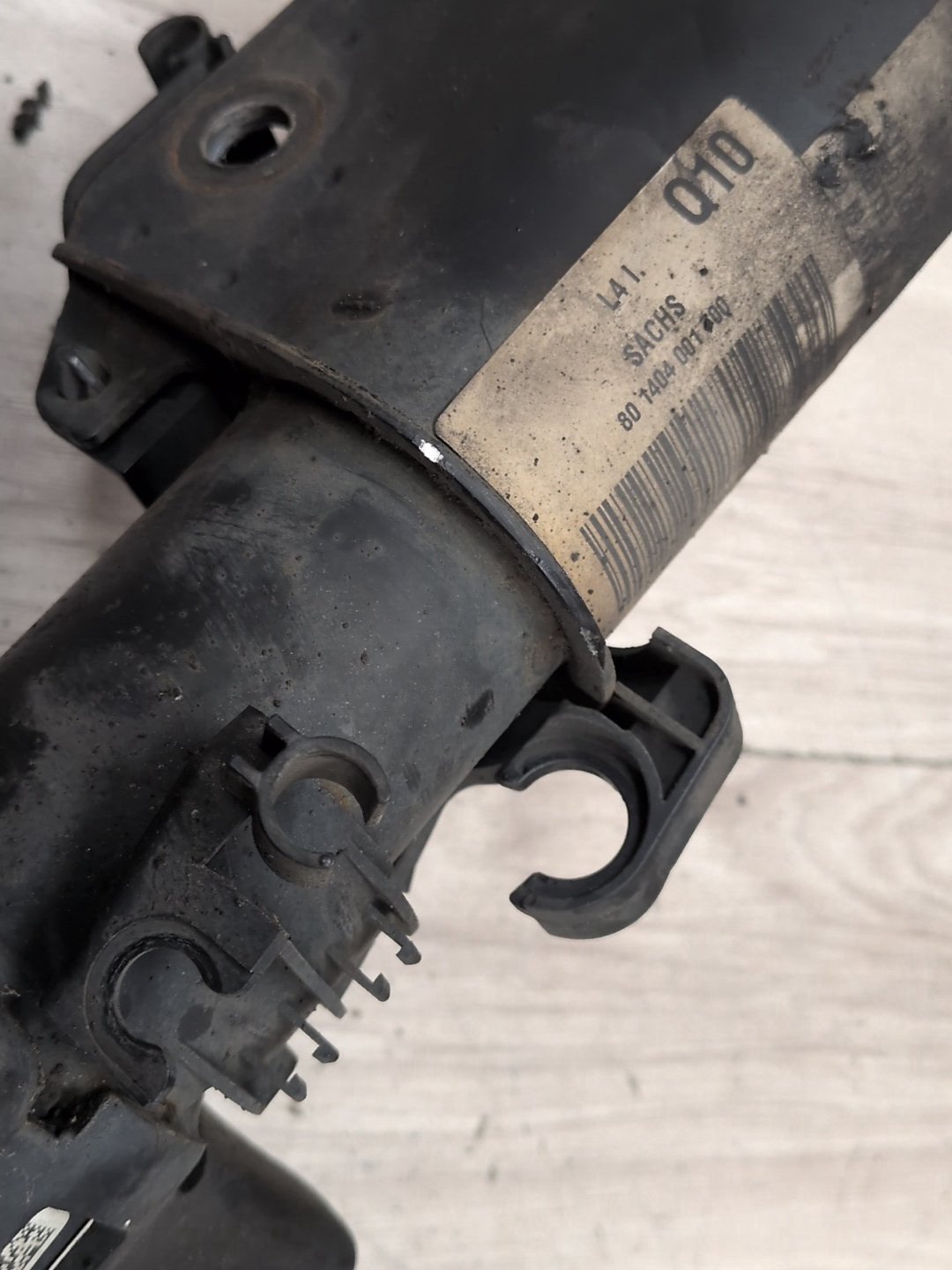 2009-2012 Mercedes-Benz E550 W212 - Front Left or Right Spring Strut Shock Absorber PN: A2123208913