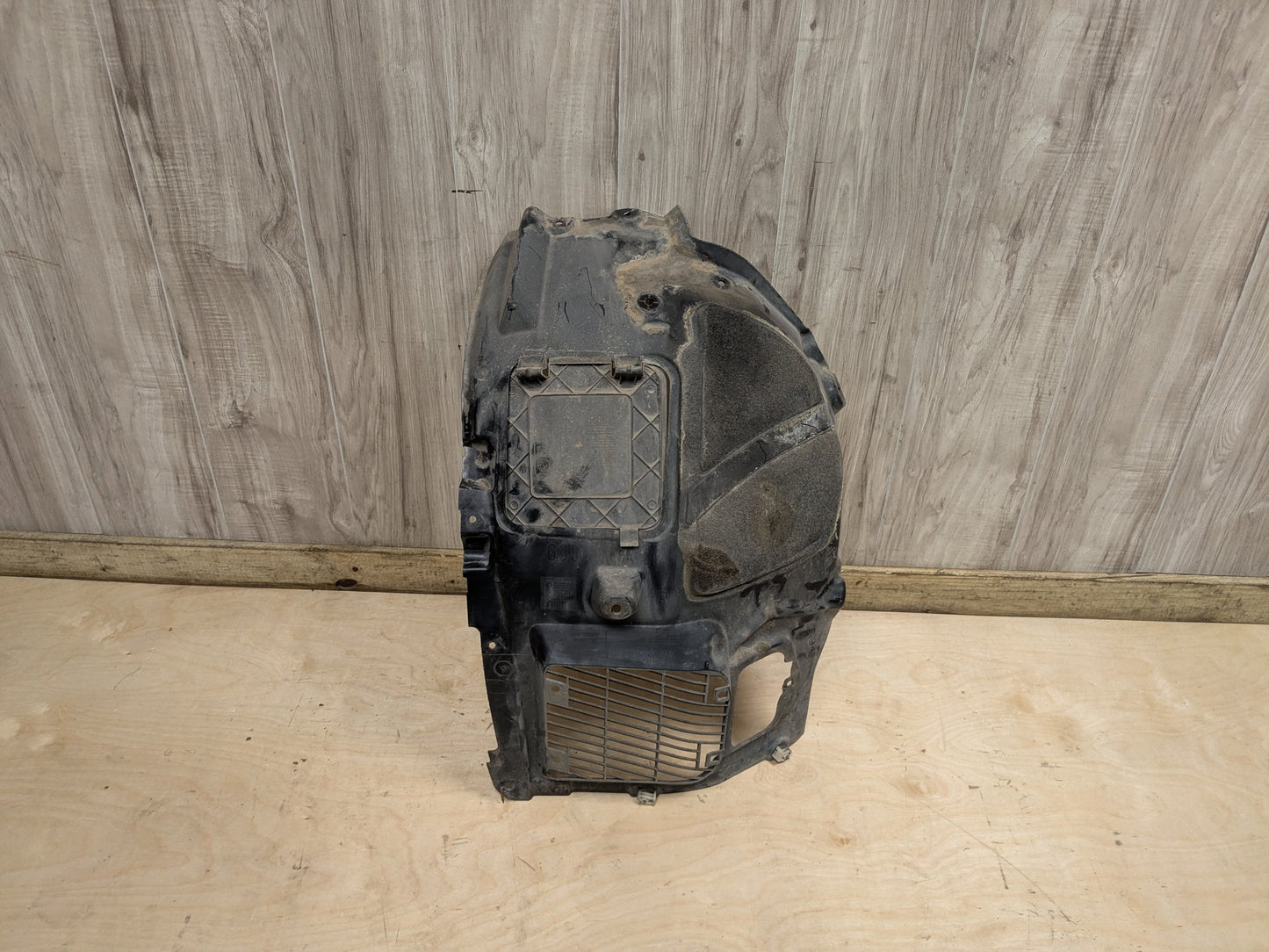 OEM BMW G30 530 540 M550 Left Driver Side Fender Liner Wheel Splash Shield