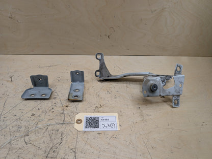 2016-2022 BMW 750i G12 Front Left Driver Fender Brackets SET 7347425