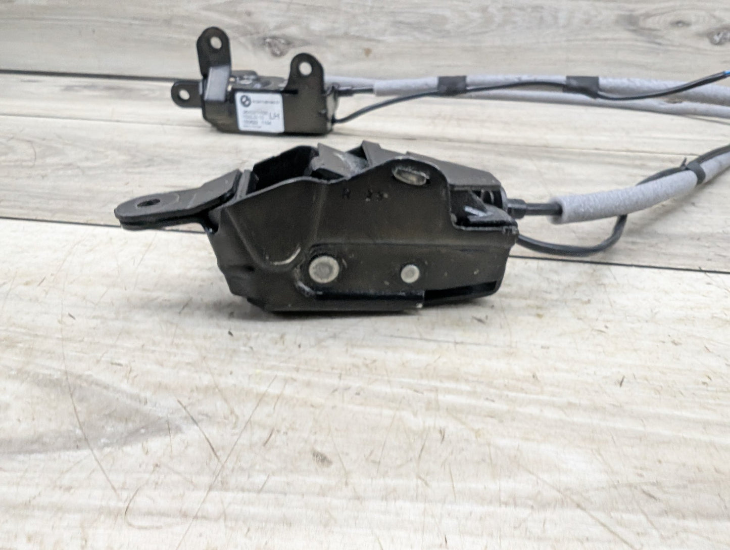 2014-2018 BMW X5 F15 Lower Liftgate Tailgate Lock Latch Actuator SET 7351058