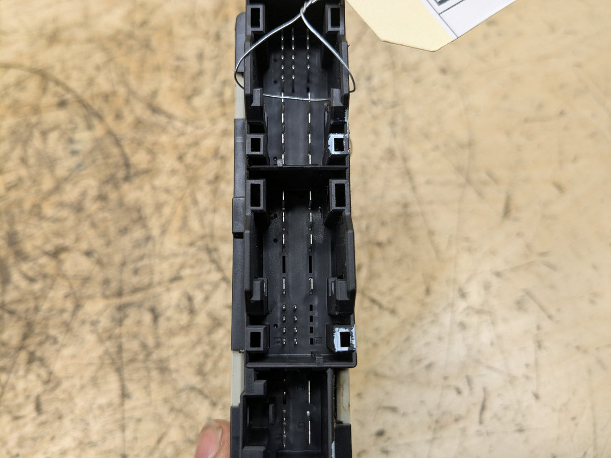 16-19 OEM BMW G11 G12 740 750 B7 Left Driver or Right Passenger Seat Module