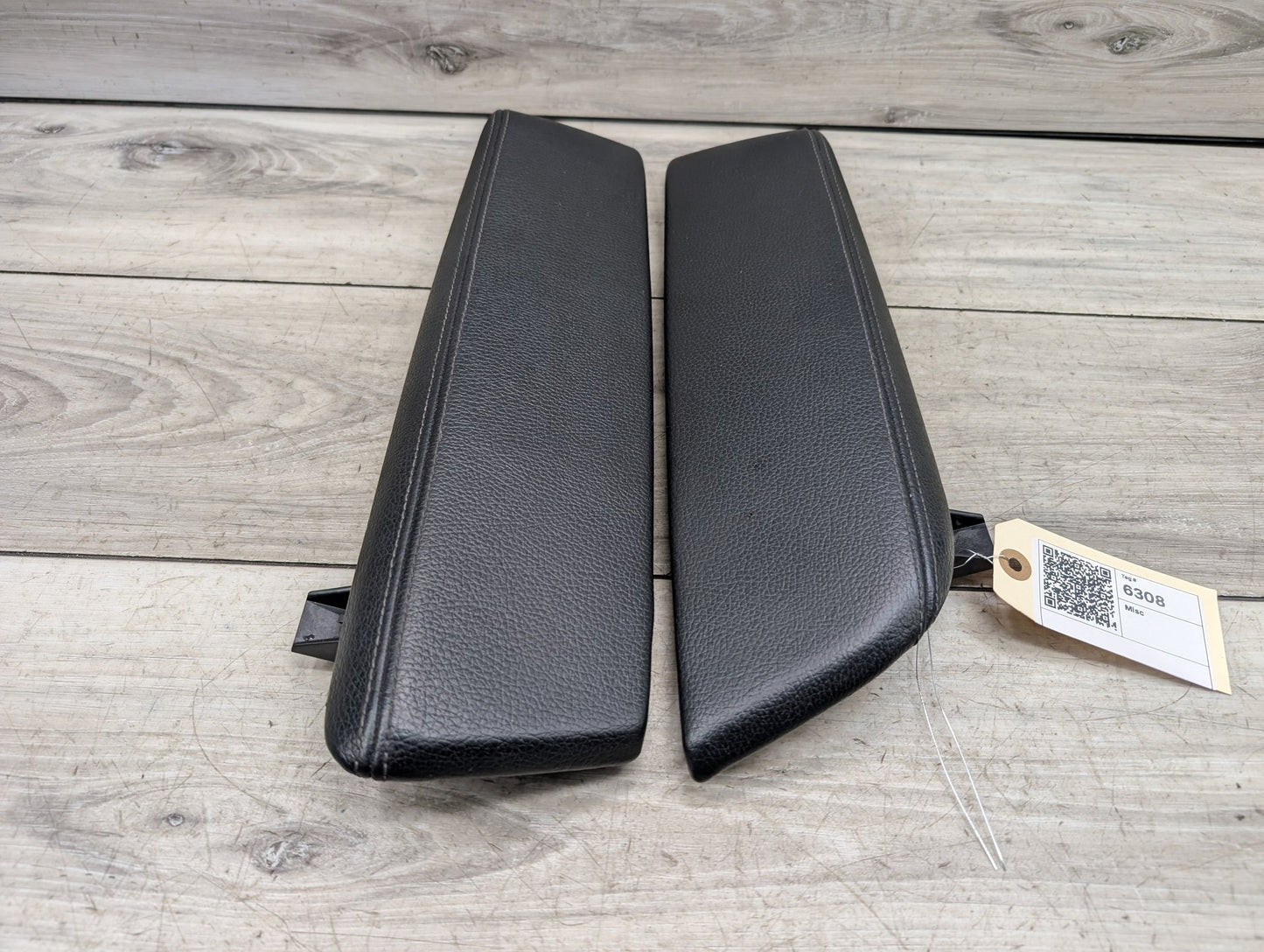 2017-2023 BMW M550i xDrive G30 Center Console Armrest Arm Rest 9382234