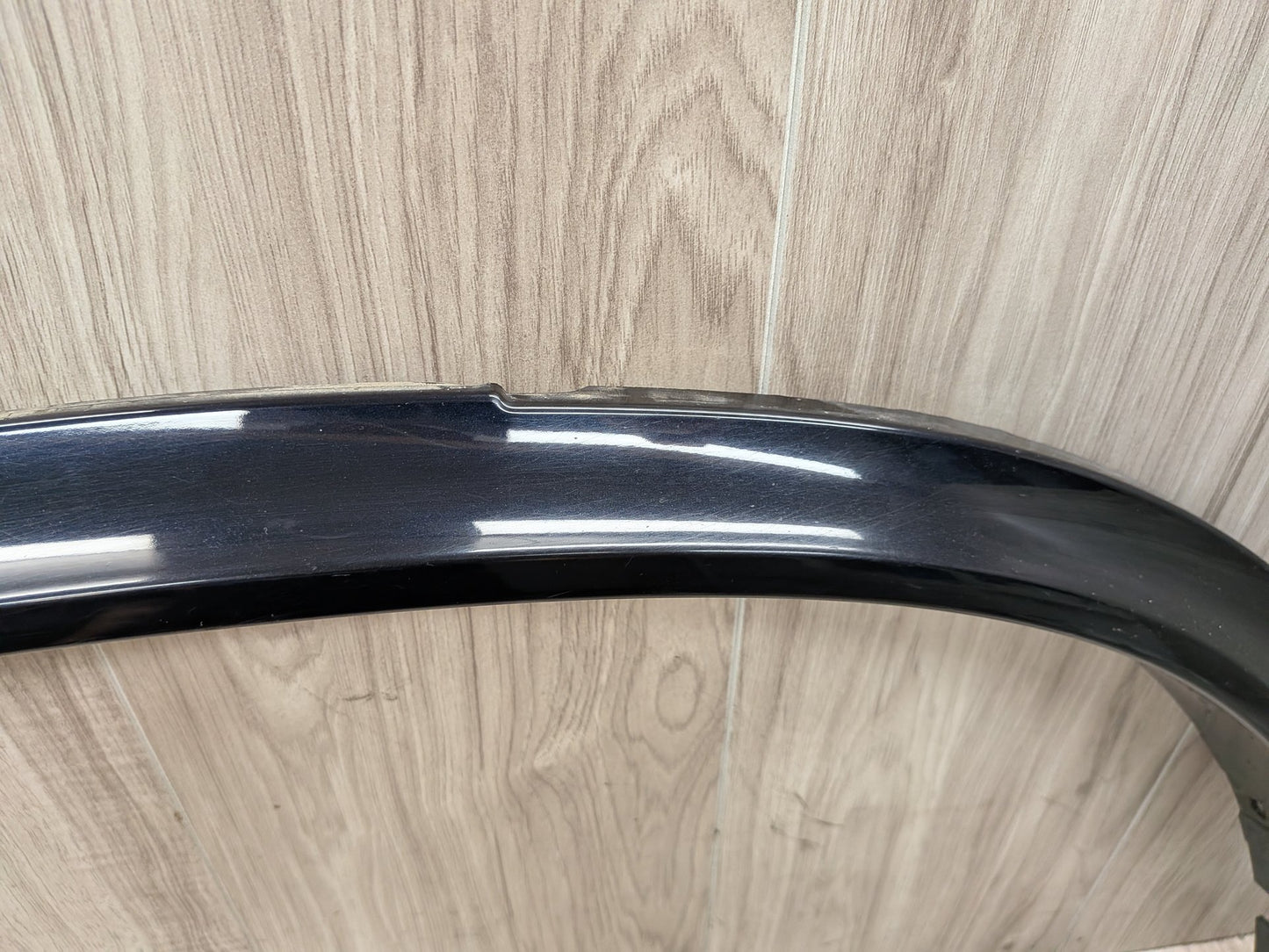 2015-2018 BMW X5 F85 Front Right Passenger Fender Flare Arch Trim Molding 7326052
