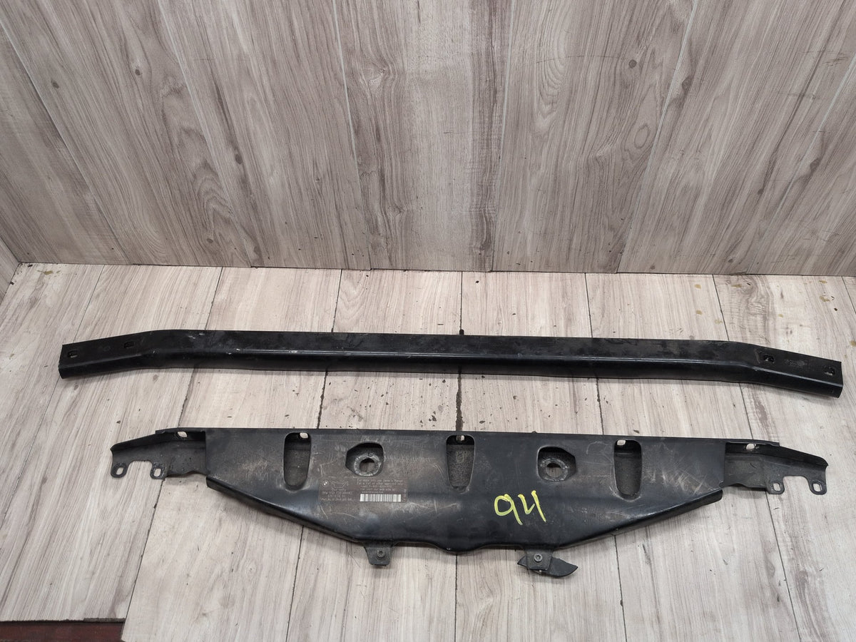 2011-2016 BMW M5 F10 Front Upper Radiator Tie Bar Panel Support w/ Bars SET 7200690 OEM