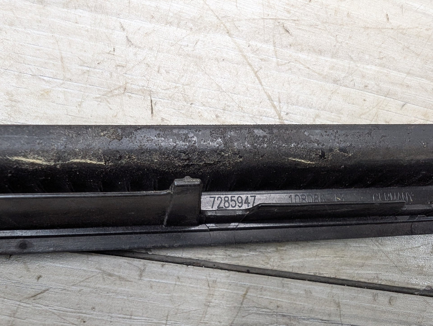 2014 - 2019 BMW 340 F34 Left Driver Side Windshield Drip Molding Trim 7285947 B58B30M0