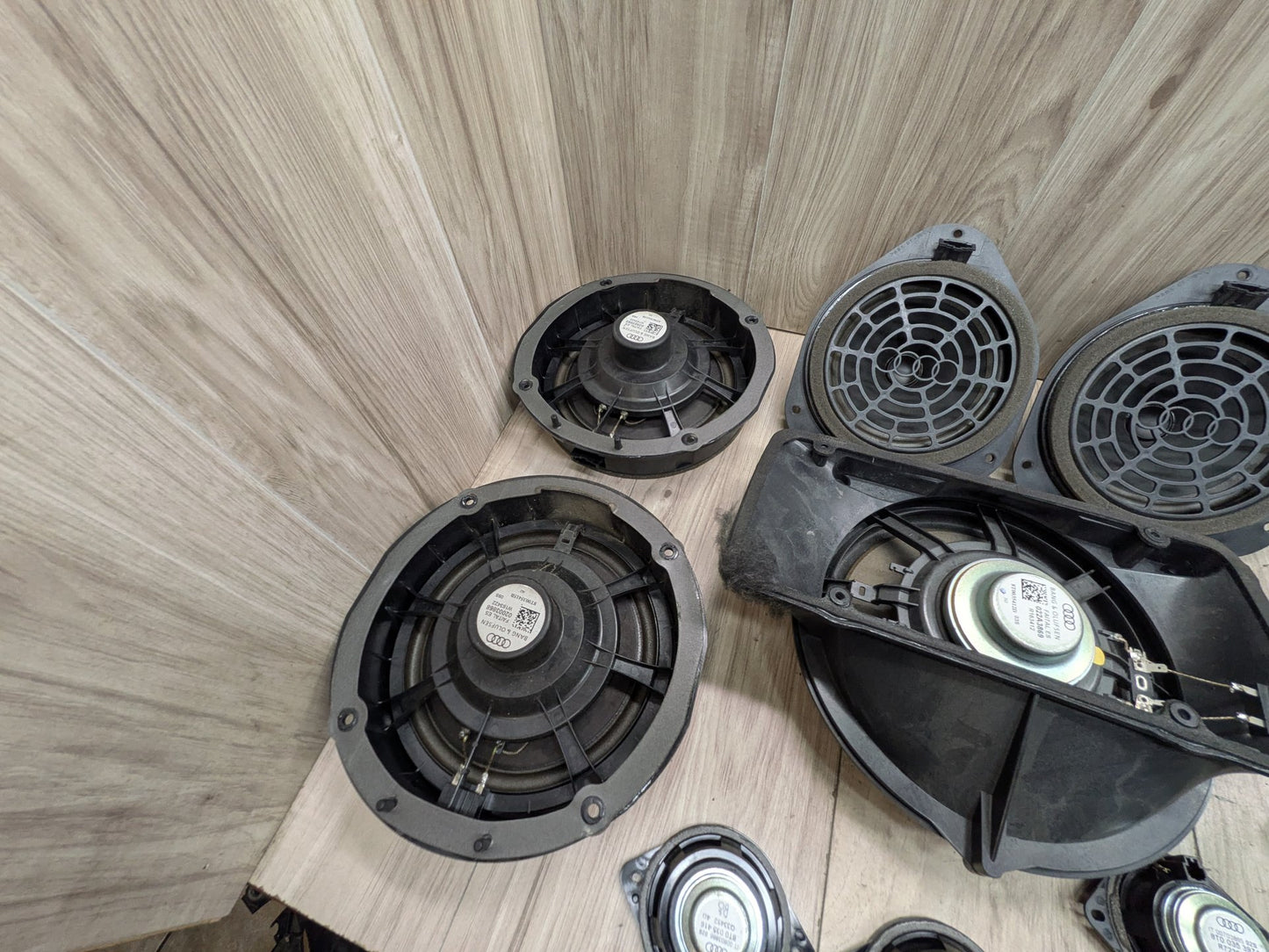 09-17 OEM AUDI A5 S5 BANG &amp; OLUFSEN Front Rear Door SUB Tweeter Speakers SET