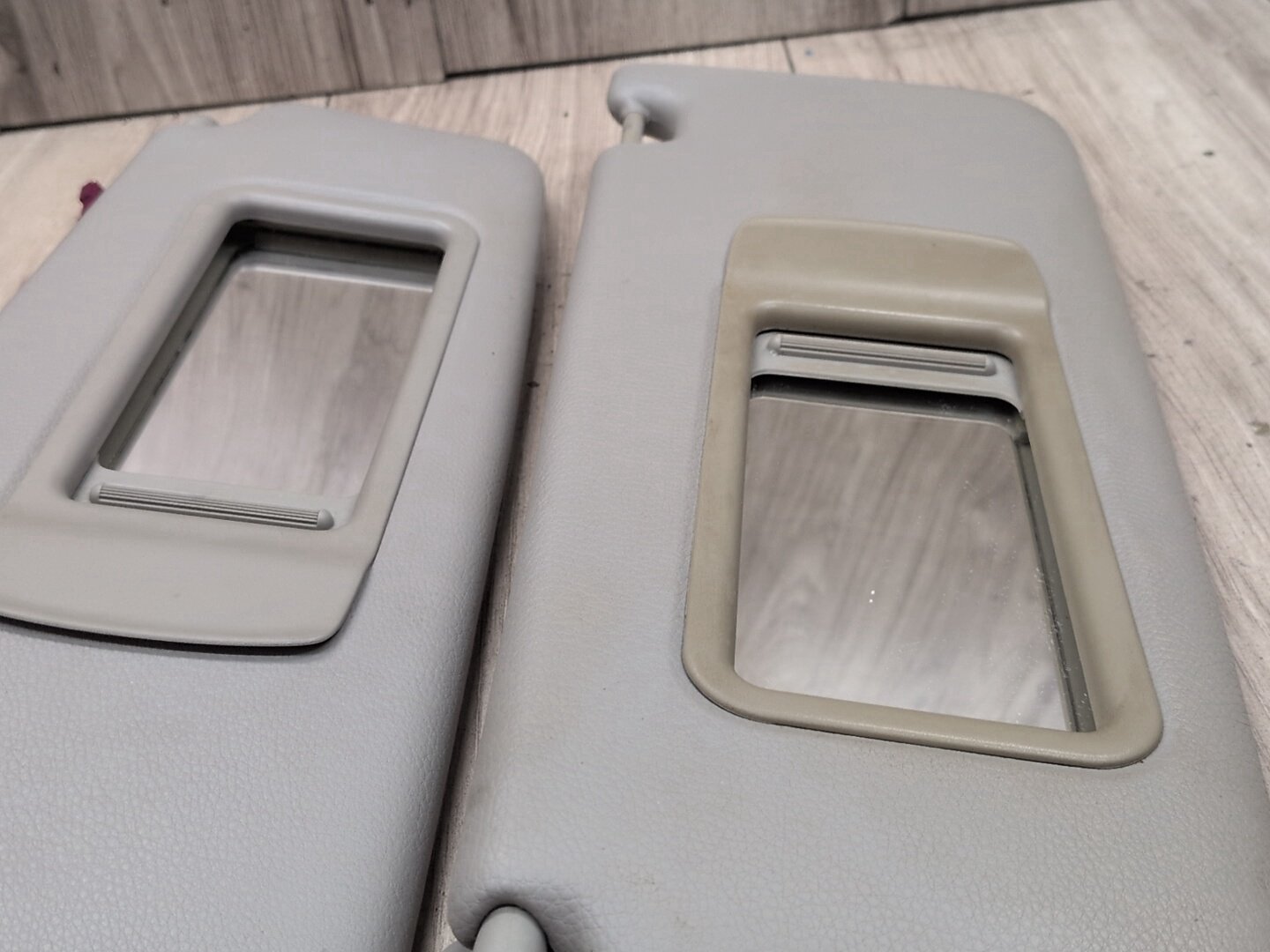 2011 BMW 328i E90 Front Left Right Sun Visor SET 7252053