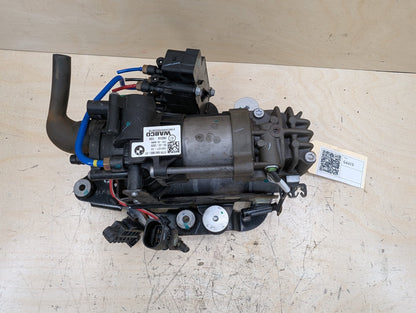 16-22 OEM BMW G11 G12 740 750 M760 Air Suspension Compressor Pump Module Motor