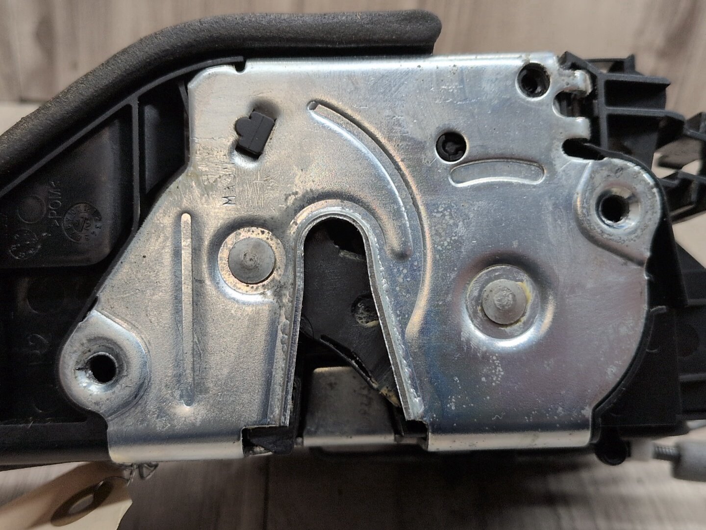 2011 - 2017 BMW X3 F25 Rear Right Passenger Door Latch Lock Actuator 7318414 N20B20O0