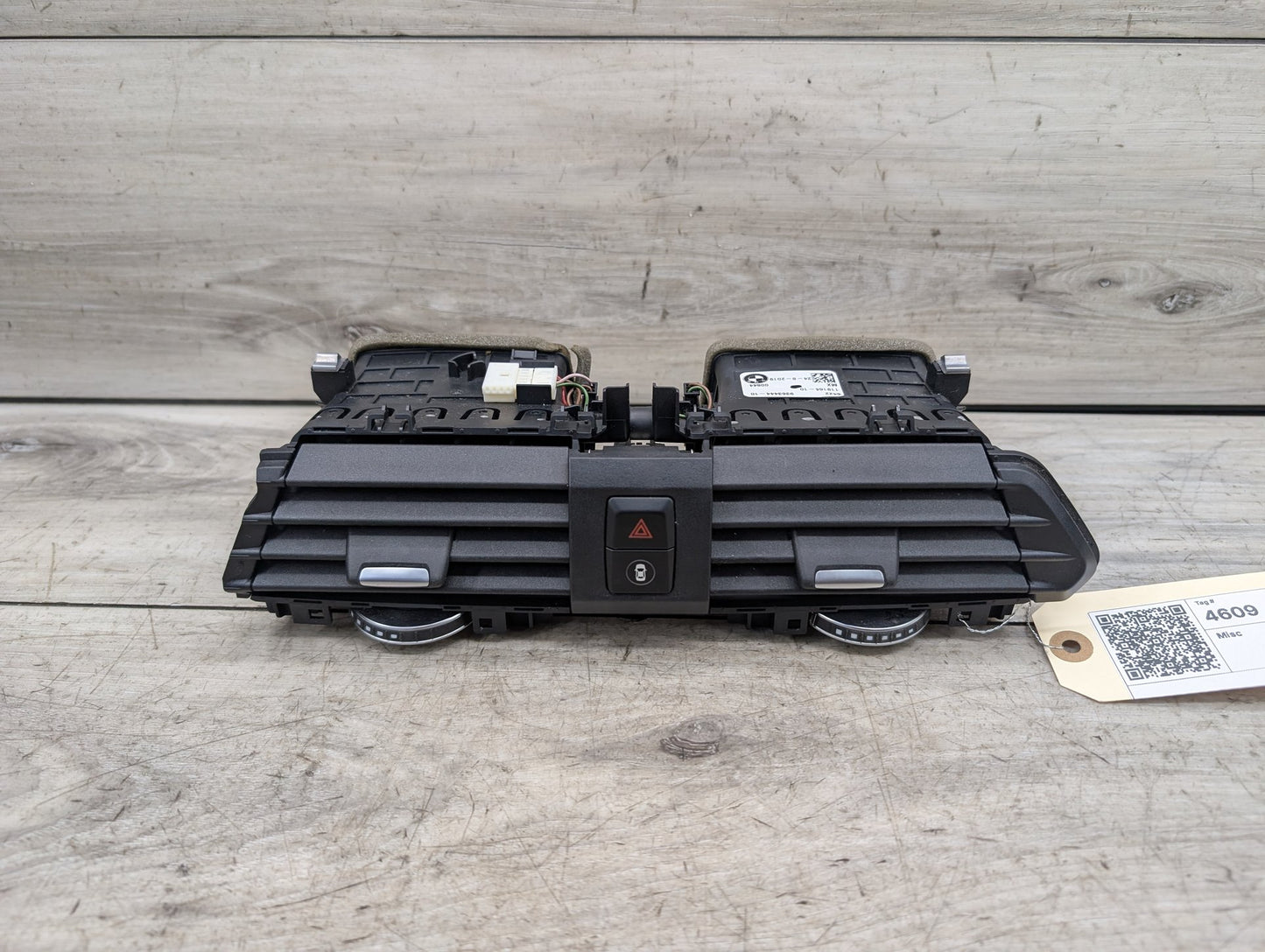 18-21 OEM BMW G01 G02 F97 F98 X3 X4 X3M X4M Dashboard AC Air Vent Center Grille