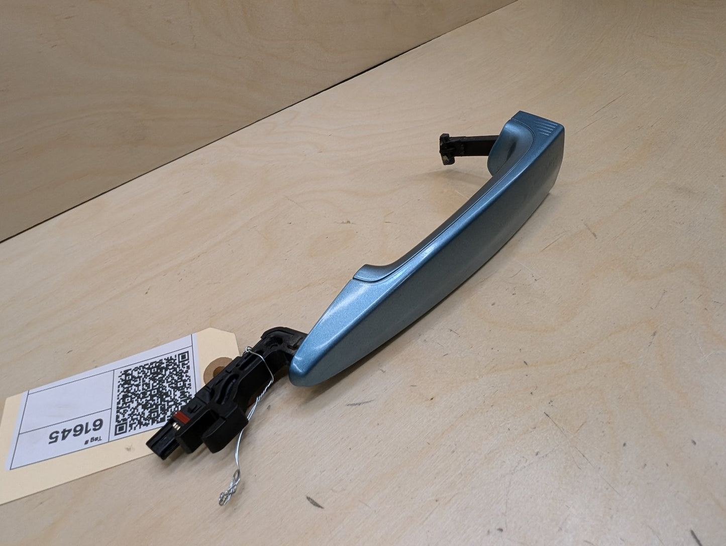 2007-2013 BMW 335i E93 Front Left Driver Exterior Door Handle w/ Comfort Access 7202321