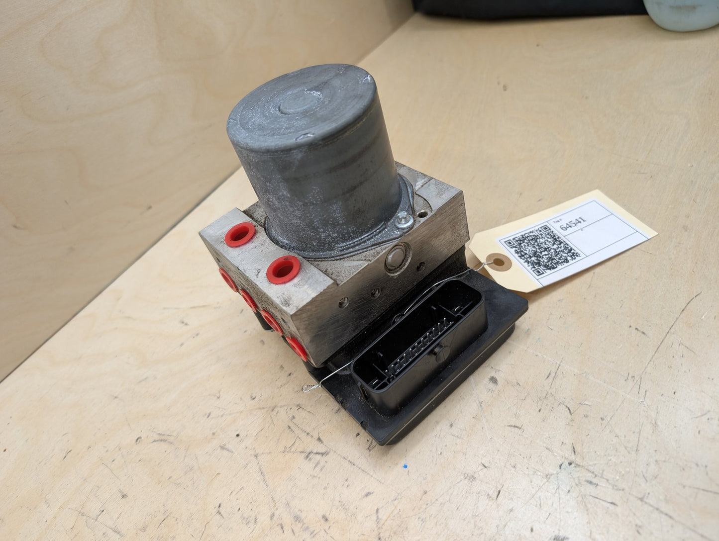 2011-2017 Audi RS5 8T ABS Pump Module 8T0614517H