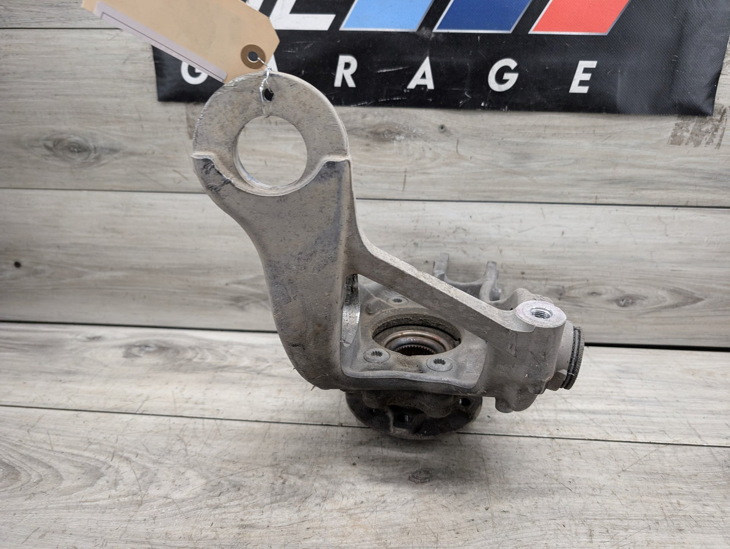 2008 - 2017 Audi S5 8T Rear Right Passenger Spindle Knuckle w/ Bearing 8K0505436A