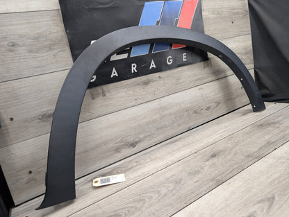 07-13 OEM BMW E70 X5 Front Right Passenger Fender Flare Wheel Arch Molding Trim