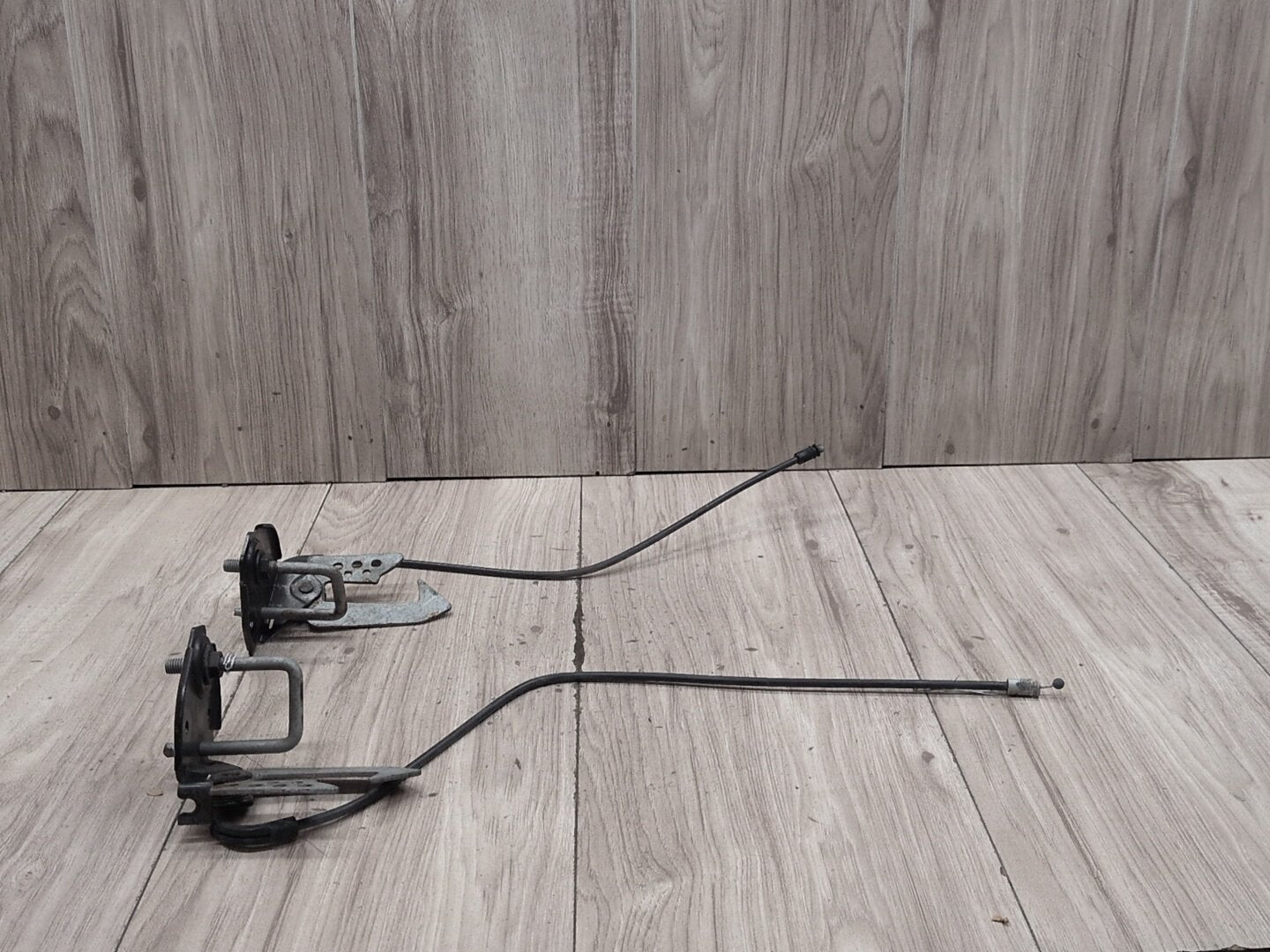 OEM BMW F01 F02 F10 F06 F12 F13 Hood Release Latch Cable W/ Hooks