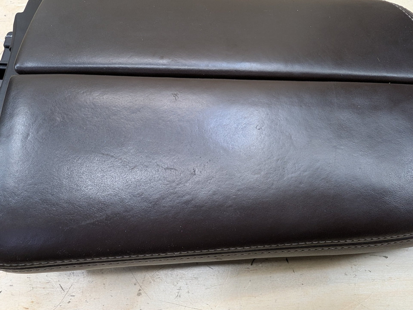 2016-2022 BMW 750i G12 Center Console Armrest Arm Rest 9354625