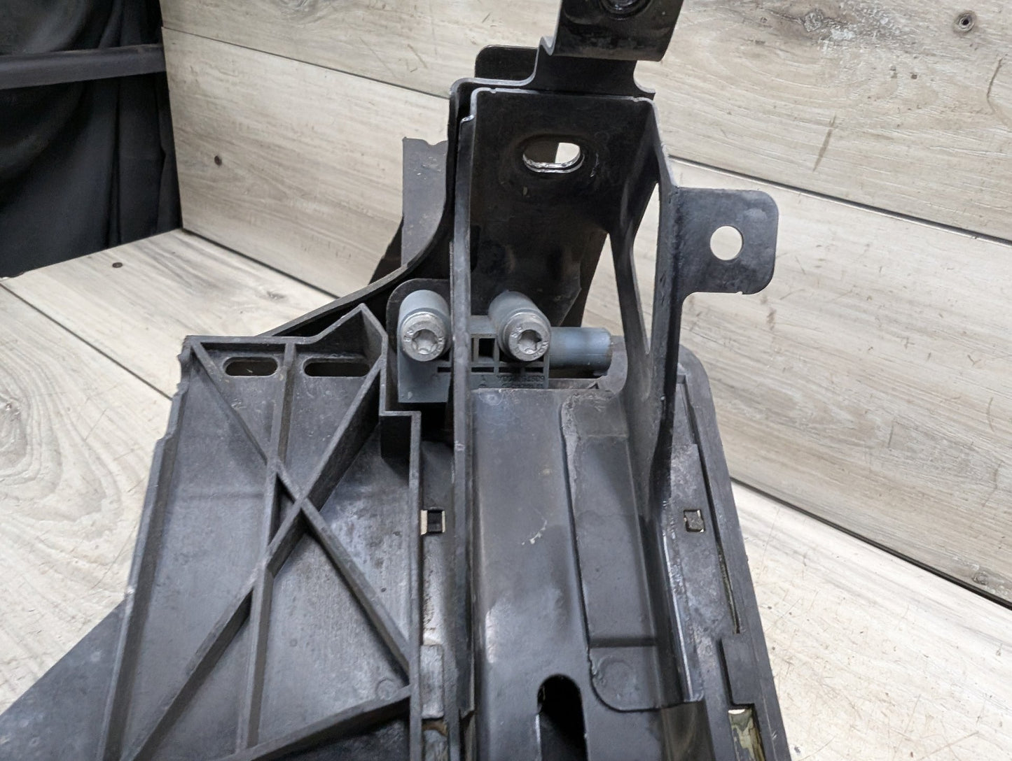 OEM BMW F10 528 535 550 M5 Right Passenger Side Headlight Support Mount Bracket