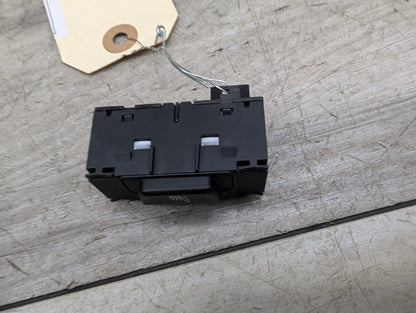 2018 BMW M550i xDrive G30 Rear Right Passenger Heated Control Switch Button PN: 9364672
