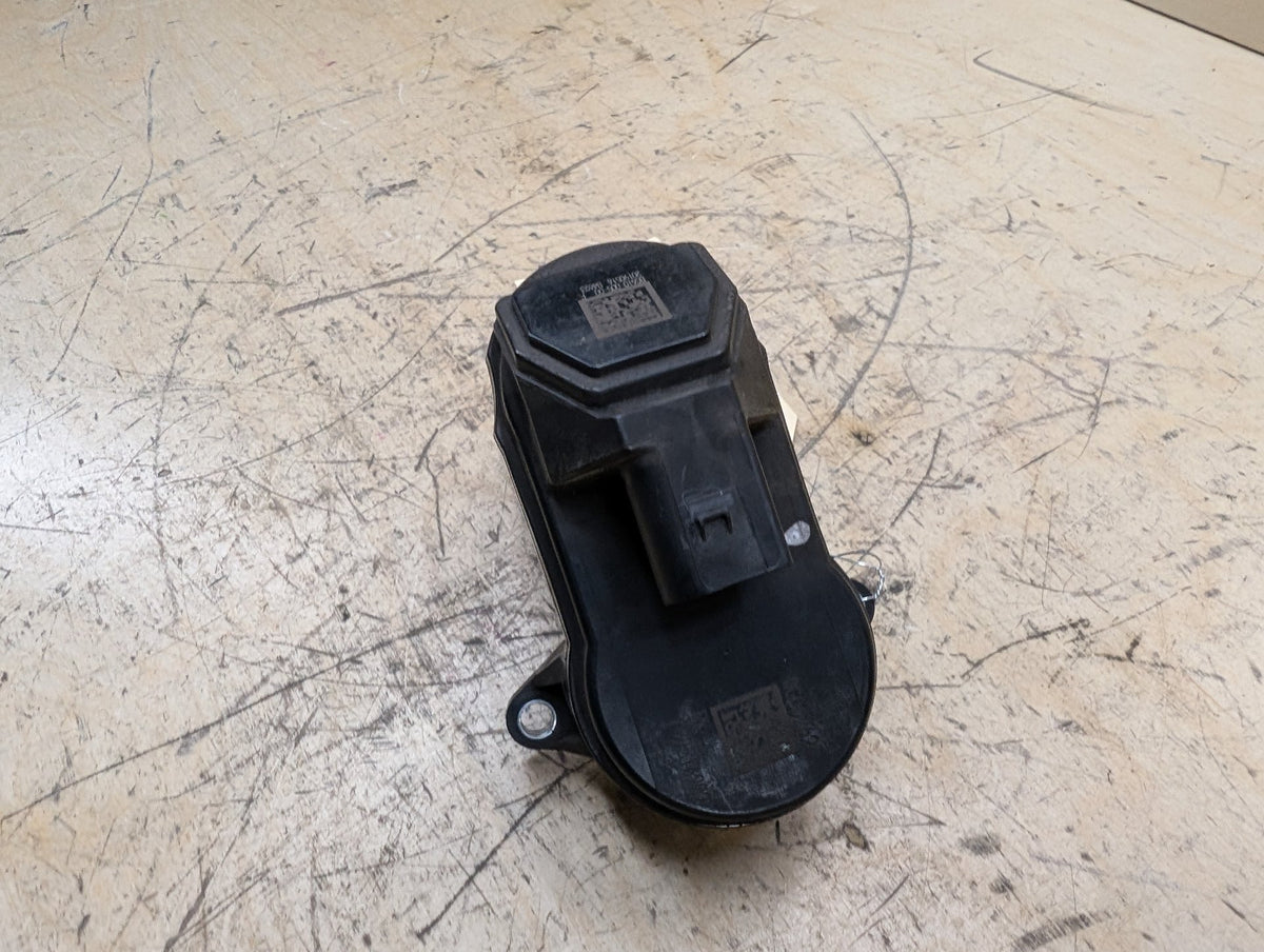 2019-2026 BMW M340i G20 Rear Left or Right Brake Caliper Actuator 8832470 OEM