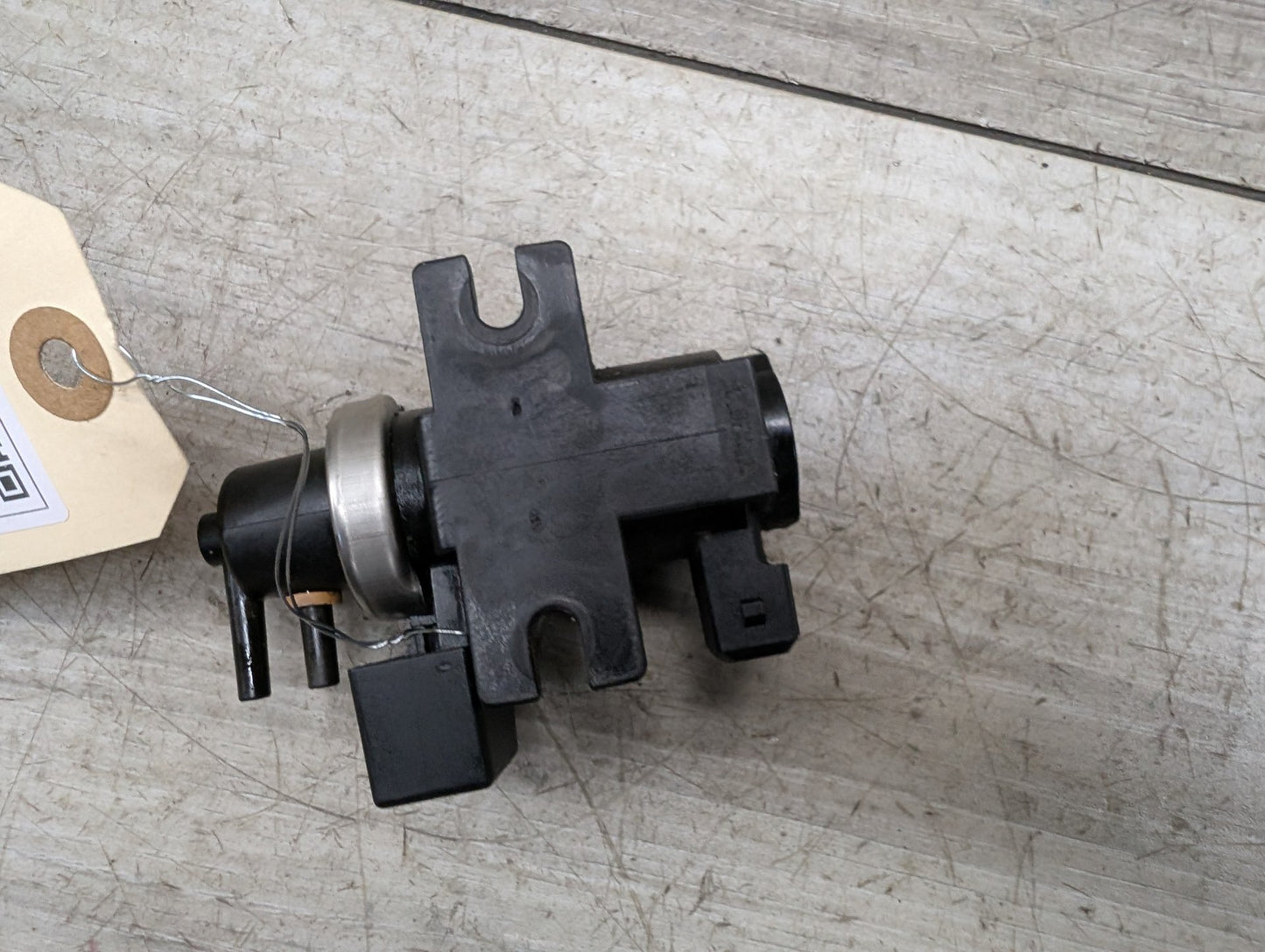 OEM BMW E82 E90 E92 F10 F30 Turbo Charger Air Pressure Boost Solenoid Valve