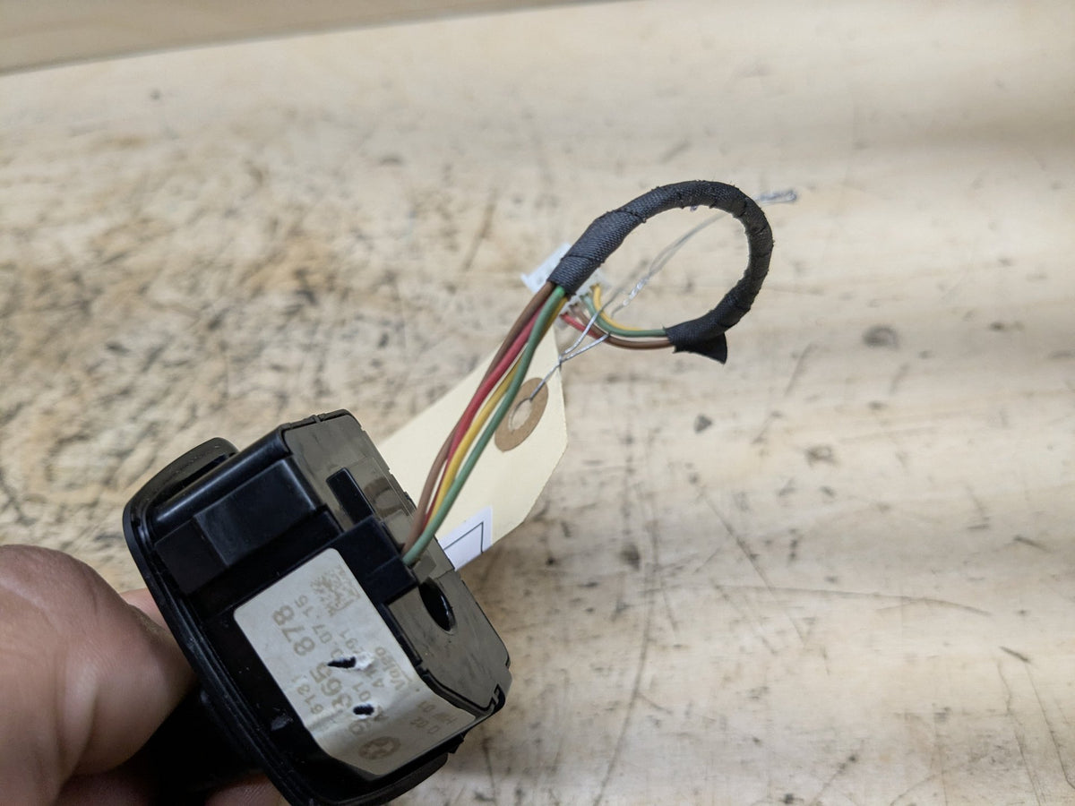 16-19 OEM BMW G11 G12 740 750 Steering Wheel Heat Heating Control Switch Module