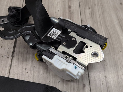 17-23 OEM BMW F90 G30 530 540 M550 M5 Front Left Driver Seatbelt Retractor Black