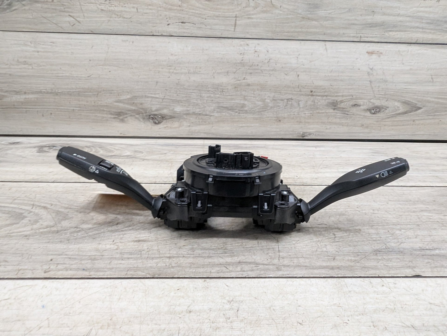 16-19 OEM BMW G11 G12 740 750 M760 Steering Switch Control Sensor Clock Spring