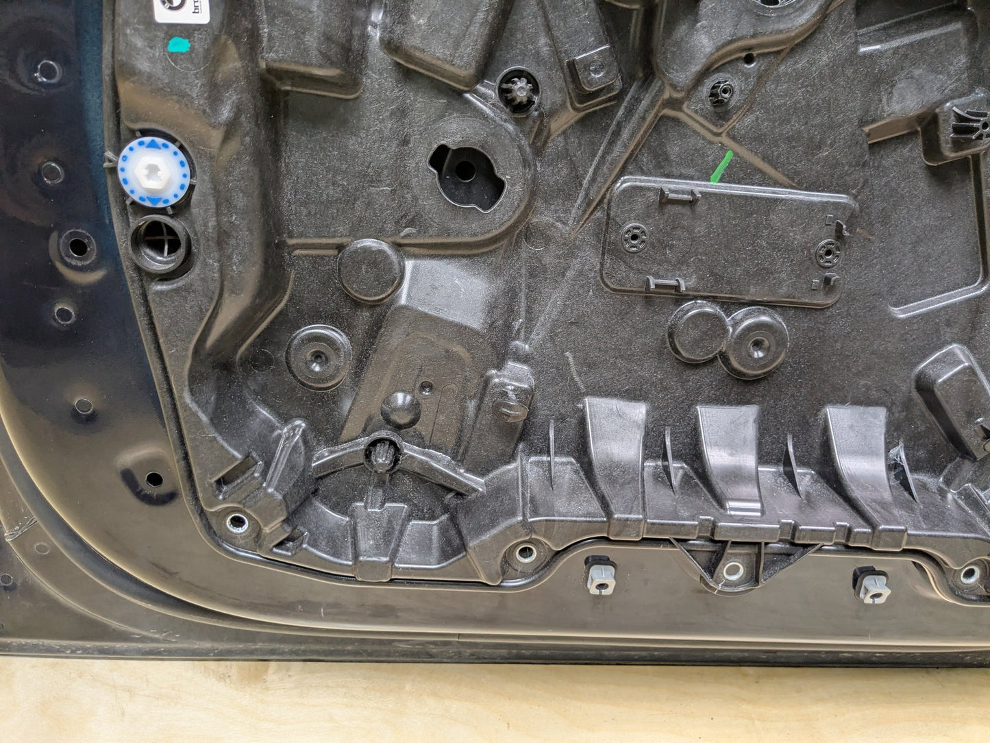 19-25 OEM BMW F95 G05 X5 X5M Front Right Passenger Door Shell Panel