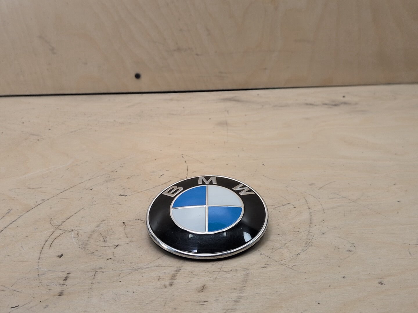 OEM BMW G01 G05 G20 G30 X3 X5 Hood Trunk Liftgate Emblem Badge Symbol Logo 82mm