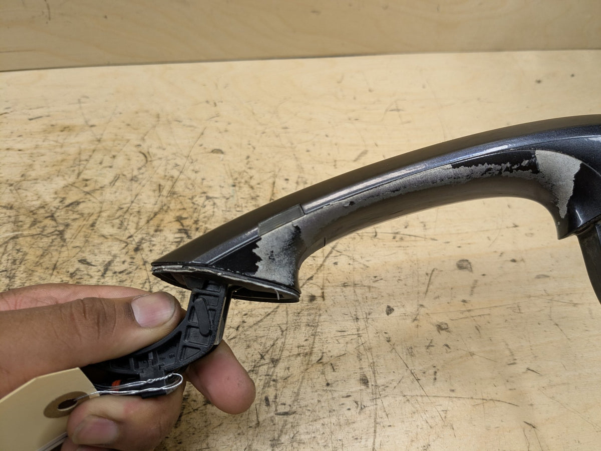 2016-2019 BMW 750i G12 Front Left Driver Exterior Door Handle 7411037 OEM