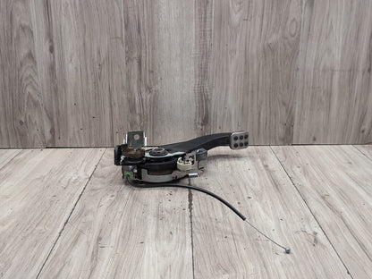 2009-2012 Mercedes-Benz E550 W212 Parking Brake Pedal Assembly A2044201584 OEM