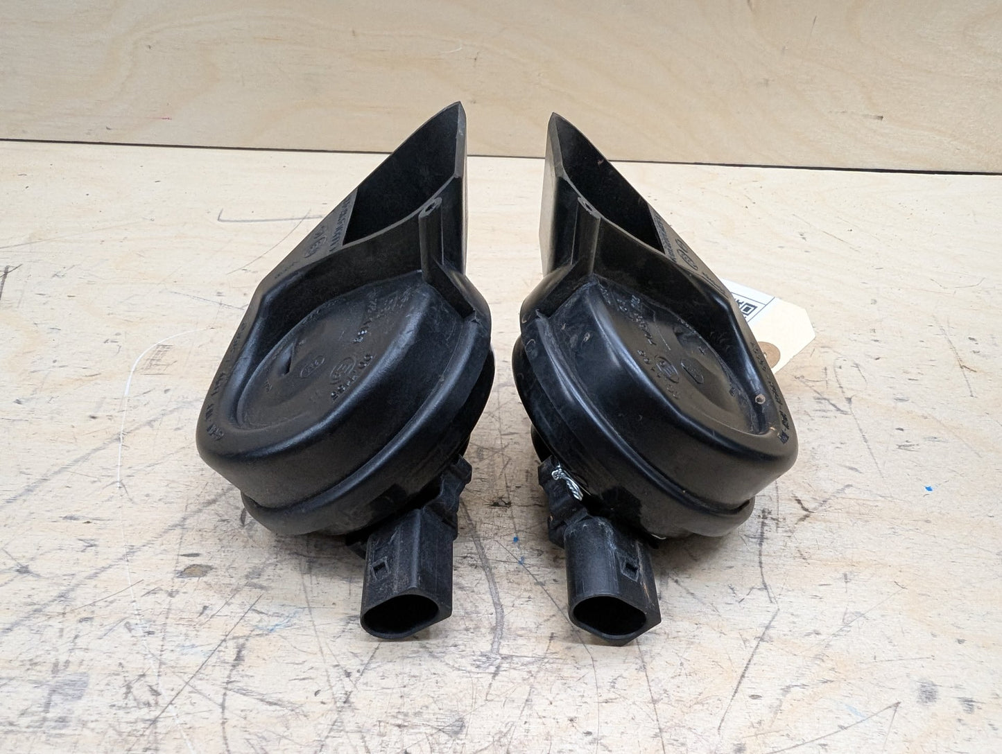 2011-2017 Audi RS5 8T Alarm Horns SET 8T0951223