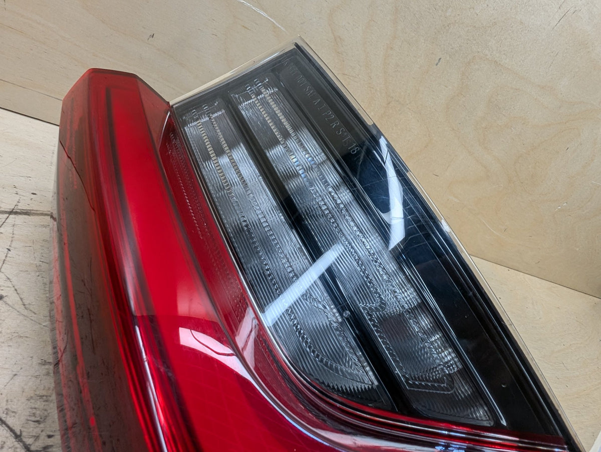 2019-2026 BMW 330i G20 Rear Right Passenger Outer Tail Light 7420452 OEM