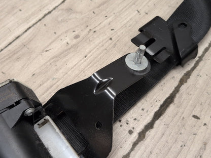 2009-2012 Mercedes-Benz E550 W212 Front Left Driver Seatbelt Seat Belt Retractor 620048200 OEM