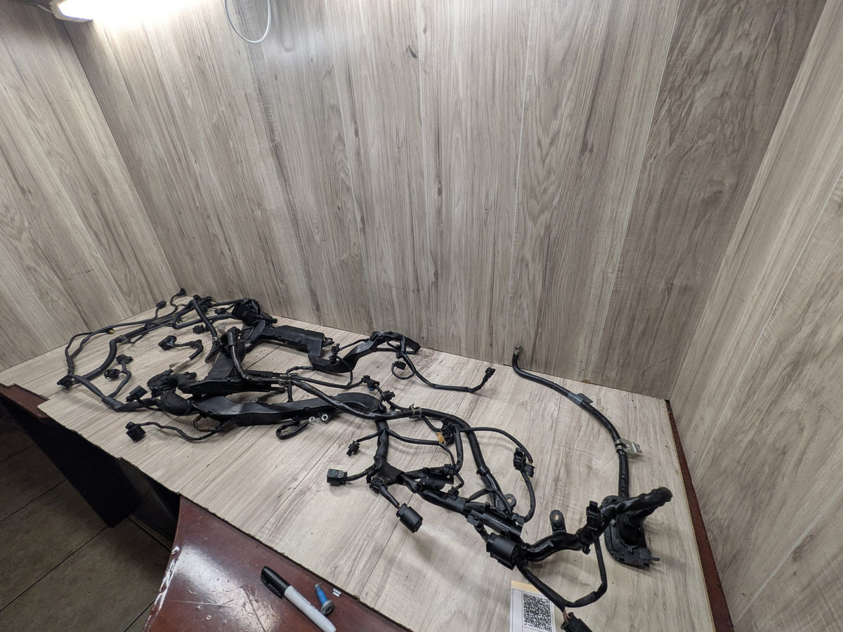 2009-2012 Mercedes-Benz W212 E550 M278 Engine Motor Wiring Wire Harness