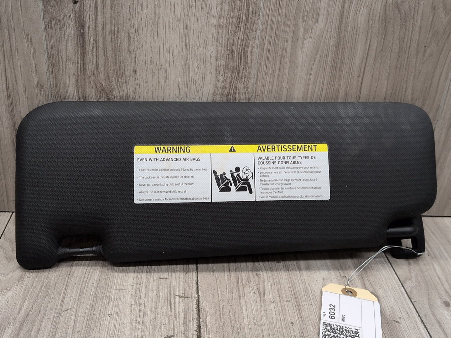 2018-2024 BMW X3 G01 Front Right Passenger Sun Visor 8971074