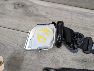 19-25 OEM BMW F95 G05 X5 X5M REAR Left Driver 2nd Row Seat Belt Retractor