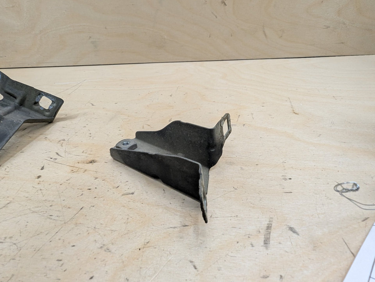 12-20 OEM BMW F30 F32 F33 F36 Front Left Driver Fender Wing Holder Bracket SET