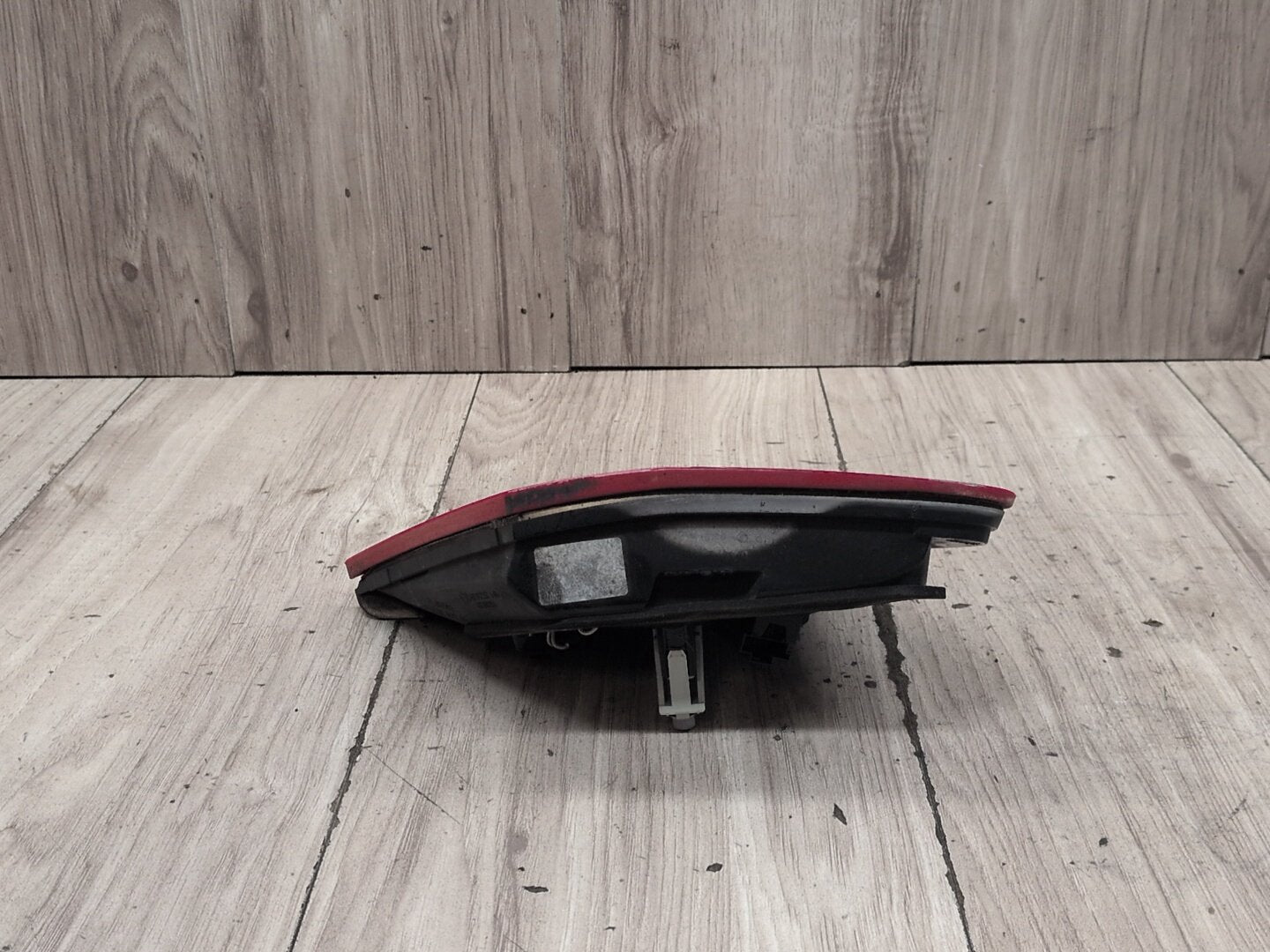 2009-2012 Mercedes-Benz E550 W212 Rear Right Passenger Inner Tail Light A2128200864 OEM