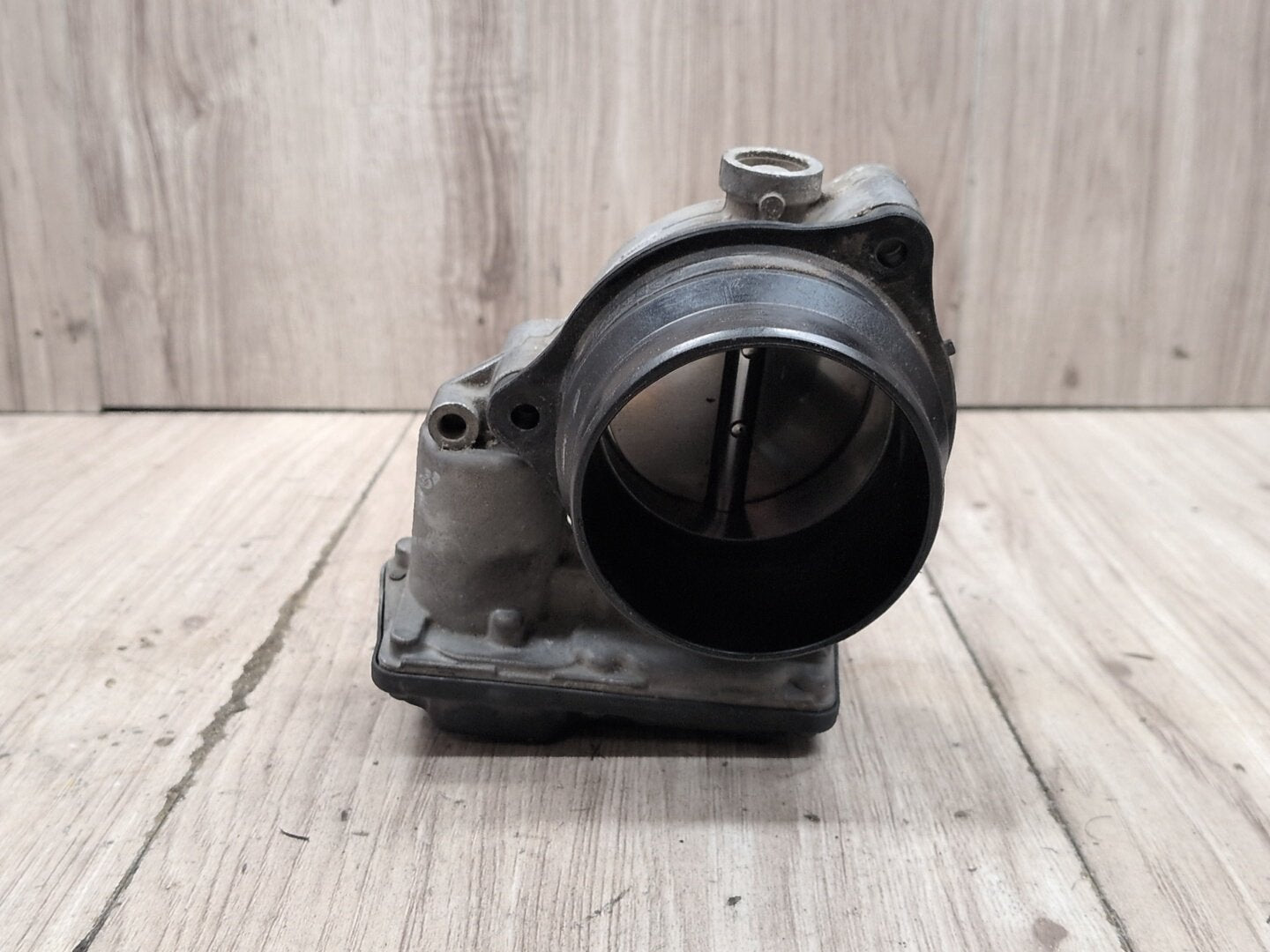 OEM BMW F39 F44 F48 F90 G05 G12 750 G30 M550 M8 Engine B46 N63 S63 Throttle Body