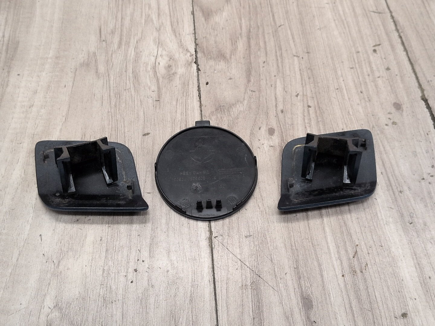 2015 - 2019 BMW X6 F86 Front Left Right Bumper Headlight Washer Nozzle Insert Covers SET 8056303 S63B44T2