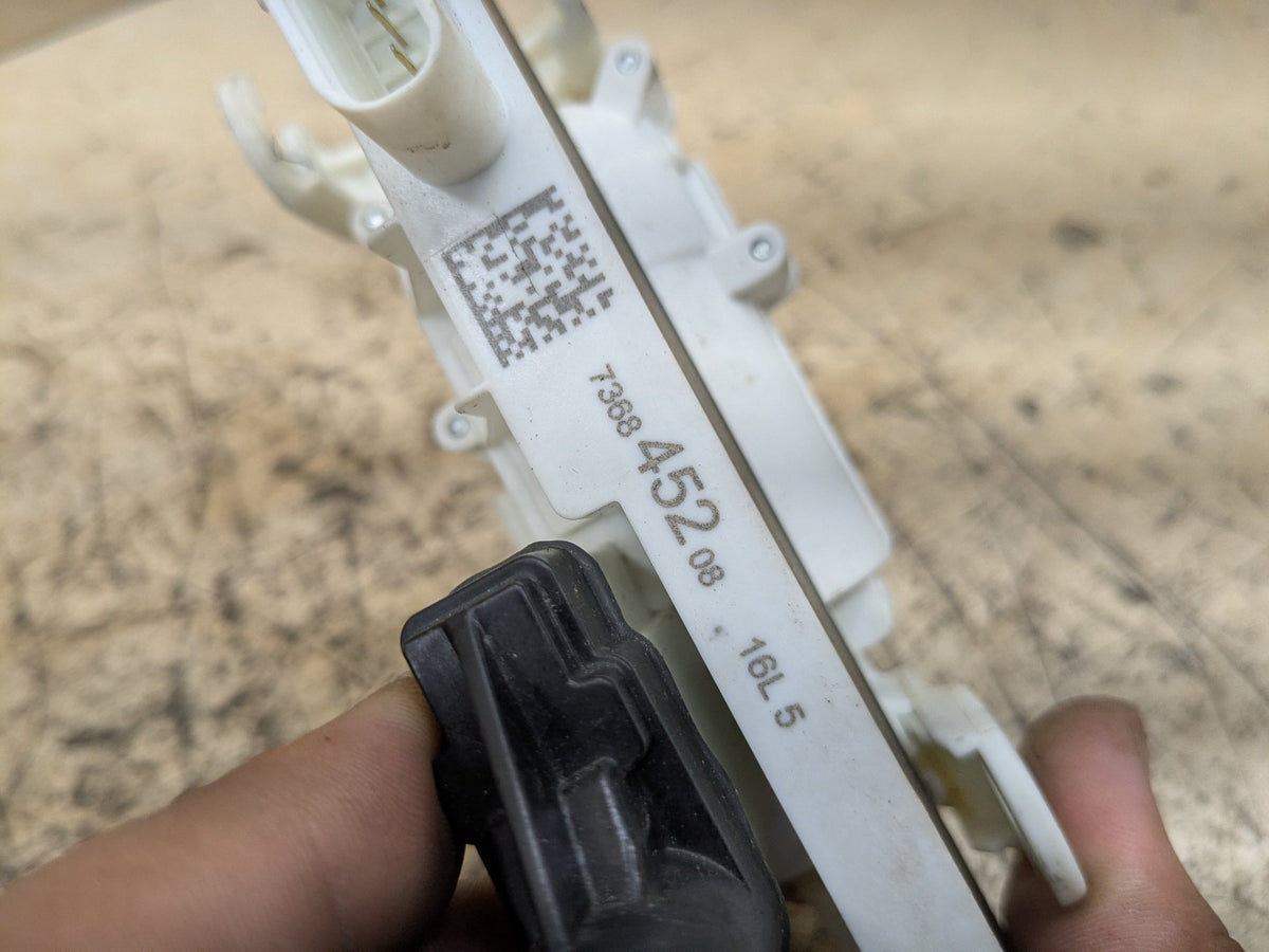 2016-2019 BMW 740Li G12 Rear Right Door Latch Lock Actuator 2581898 OEM
