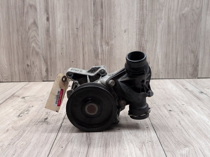 09-13 OEM BMW E70 X5 Diesel Engine M57 Coolant Water Pump w/ Thermostat