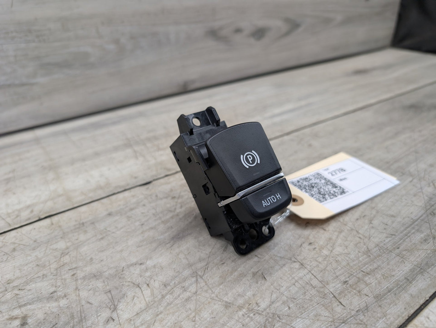 OEM BMW F90 M5 G30 G01 X3 G02 X4 F97 F98 Parking Brake Auto Hold Switch BLACK