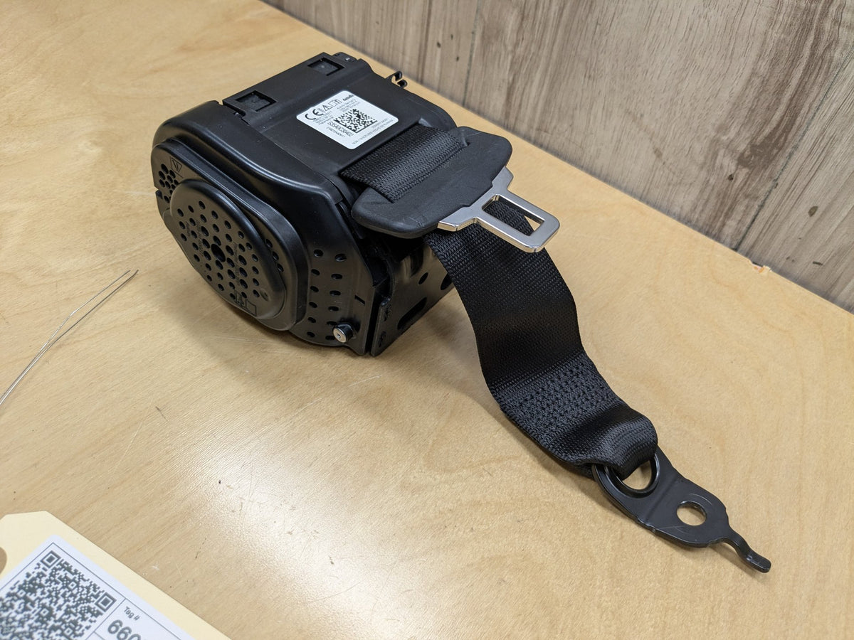 2022-2026 BMW 430i G26 Rear Left/Right Seatbelt Retractor 5A0C304 OEM